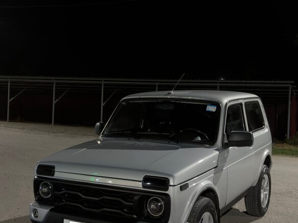 2020 Lada (ВАЗ) 2121 (4x4) I Рестайлинг (2020), серебристый, 795000 рублей