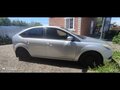 2010 Ford Focus II Рестайлинг, серебристый, 600000 рублей - вид 2