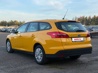 2015 Ford Focus III Рестайлинг, жёлтый, 719999 рублей, вид 4