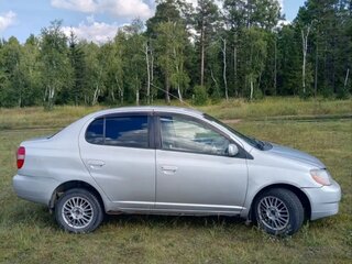 2001 Toyota Platz, серебристый, 290000 рублей, вид 5