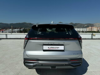 2026 Geely Atlas II, серебристый, 3449990 рублей, вид 5
