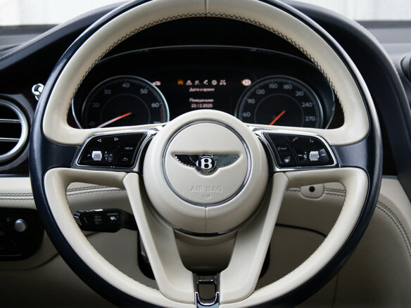 2016 Bentley Bentayga I, синий - вид 18