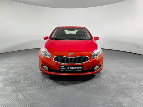 2014 Kia Ceed II, красный, 870000 рублей, вид 2