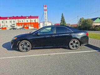 2014 Toyota Camry VII (XV50), чёрный, 1850000 рублей, вид 3