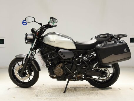 2017 Yamaha XSR700, серебристый, 680000 рублей, вид 2