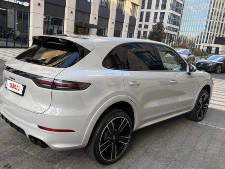 2023 Porsche Cayenne III, серый, 10900000 рублей, вид 3
