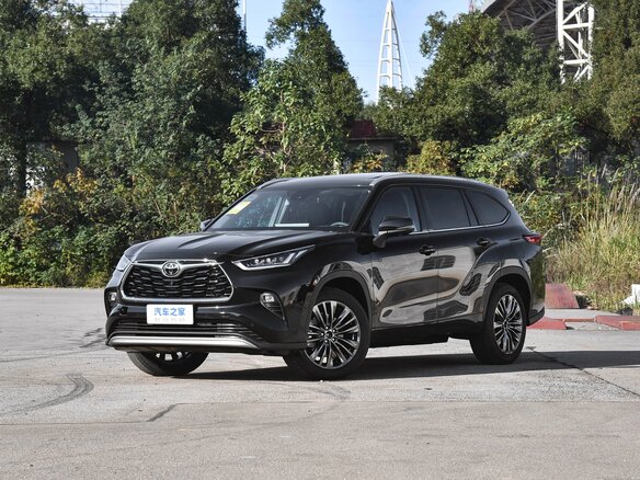 2026 Toyota Highlander IV (XU70), чёрный