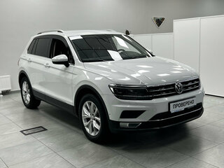 2017 Volkswagen Tiguan II, белый, 1850000 рублей, вид 2