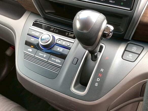 2017 Honda Freed II, синий, 970999 рублей - вид 20
