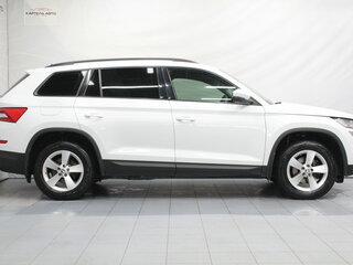 2020 Skoda Kodiaq I, белый, 2129000 рублей, вид 3