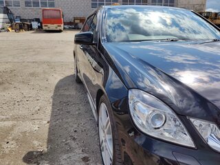 2011 Mercedes-Benz E-Класс 250 7G-Tronic IV (W212, S212, C207), чёрный, 2400000 рублей, вид 5