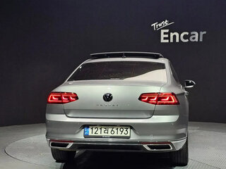 2022 Volkswagen Passat B8 Рестайлинг, серебристый, 2100000 рублей, вид 4