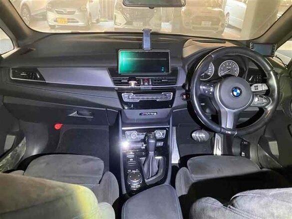 2016 BMW 2 серии Active Tourer 218i F45, белый, 850000 рублей - вид 5