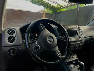 2015 Volkswagen Tiguan I Рестайлинг, белый, 1650000 рублей, вид 4