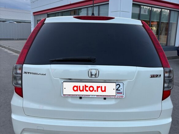 2009 Honda Stream II Рестайлинг, белый, 1290000 рублей - вид 5