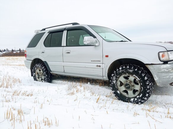 1998 Isuzu Wizard I, серый, 350000 рублей - вид 4