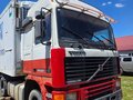 1990 Volvo F-Series, красный, 700000 рублей - вид 3