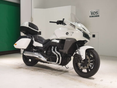 2014 Honda CTX 1300, белый, 900000 рублей, вид 3