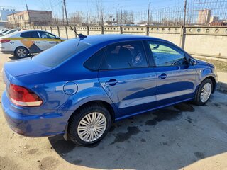 2018 Volkswagen Polo V Рестайлинг, синий, 1200000 рублей, вид 1