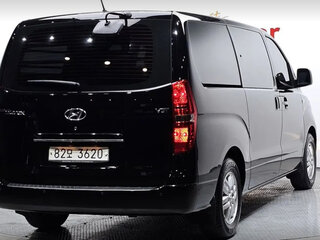 2021 Hyundai Grand Starex I Рестайлинг 2, чёрный, 3750000 рублей, вид 2