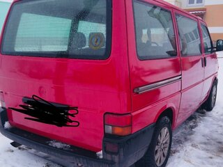 2001 Volkswagen Transporter T4, красный, 700000 рублей, вид 3