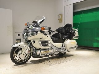 2001 Honda GL 1800 Gold Wing, белый, 781000 рублей, вид 4