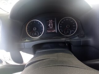 2014 Volkswagen Tiguan I Рестайлинг, белый, 1650000 рублей, вид 2