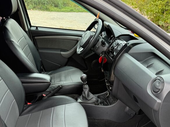 2015 Renault Duster I Рестайлинг, белый, 1150000 рублей - вид 6
