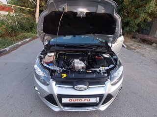 2013 Ford Focus III, серебристый, 1100000 рублей, вид 3