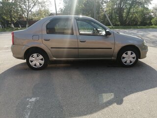 2010 Renault Logan I Рестайлинг, серый, 300000 рублей, вид 4