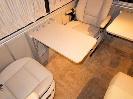 2009 Hyundai County, красный, 4000000 рублей, вид 4