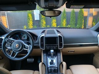2016 Porsche Cayenne S II Рестайлинг (958), чёрный, 4850000 рублей, вид 4