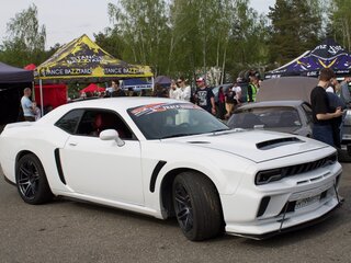 2013 Dodge Challenger R__T III Рестайлинг, белый, 2840000 рублей, вид 5