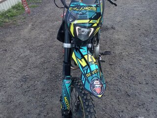 Regulmoto Seven 125E