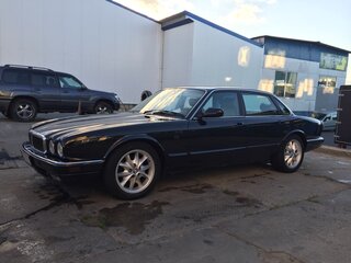 1997 Jaguar XJ Classic II (X300), чёрный, 750000 рублей, вид 2