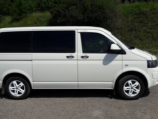2010 Volkswagen Caravelle T5 Рестайлинг, белый, 2100000 рублей, вид 4