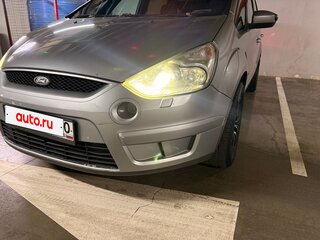2007 Ford S-MAX I, серебристый, 720000 рублей, вид 3