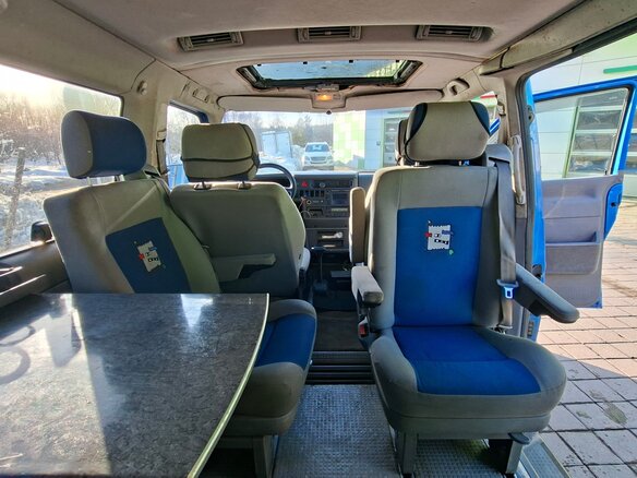 2001 Volkswagen Multivan T4, синий, 700000 рублей - вид 22