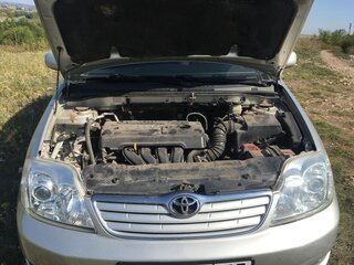 2006 Toyota Corolla IX (E120, E130) Рестайлинг, серебристый, 700000 рублей, вид 3