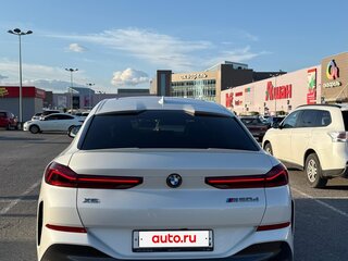 2021 BMW X6 M50d III (G06), белый, 9300000 рублей, вид 4