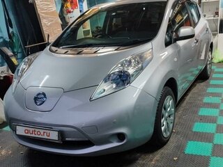 2013 Nissan Leaf (EM57) I (ZE0/AZE0), серый, 790000 рублей, вид 3