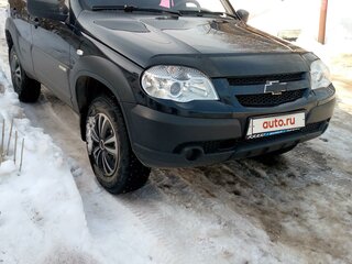 2012 Chevrolet Niva I Рестайлинг, чёрный, 690000 рублей, вид 2