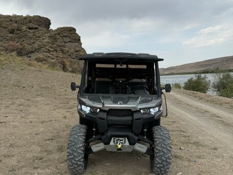 2017 BRP Traxter, серый, 2000000 рублей, вид 1