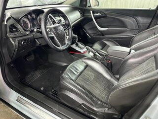 2012 Opel Astra GTC J Рестайлинг, белый, 1050000 рублей, вид 5