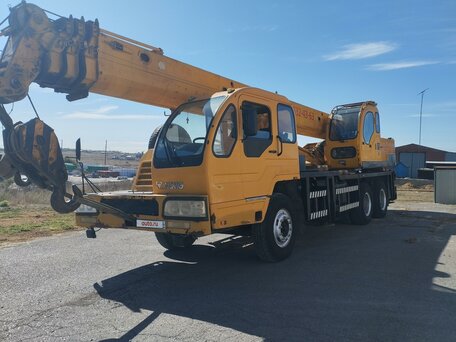 2007 XCMG QY-20G, жёлтый, 5750000 рублей, вид 5