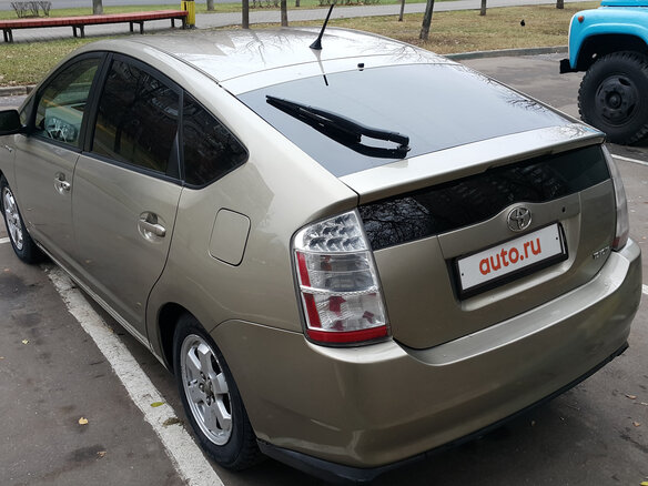 2006 Toyota Prius II (XW20), бежевый - вид 6