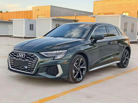2023 Audi A3 Sportback 35 TFSI IV (8Y), зелёный, 2150000 рублей, вид 3
