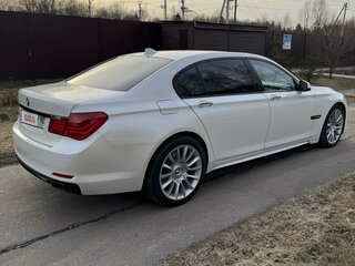 2011 BMW 7 серии Long 750Li xDrive V (F01/F02/F04), белый, 1850000 рублей, вид 4