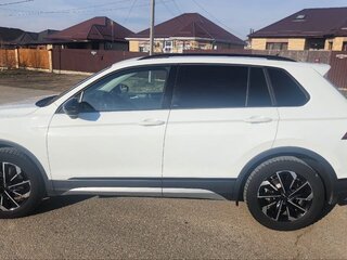 2020 Volkswagen Tiguan II, белый, 3230000 рублей, вид 2
