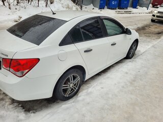 2012 Chevrolet Cruze I, белый, 680000 рублей, вид 3